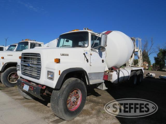 1997 Ford 9000